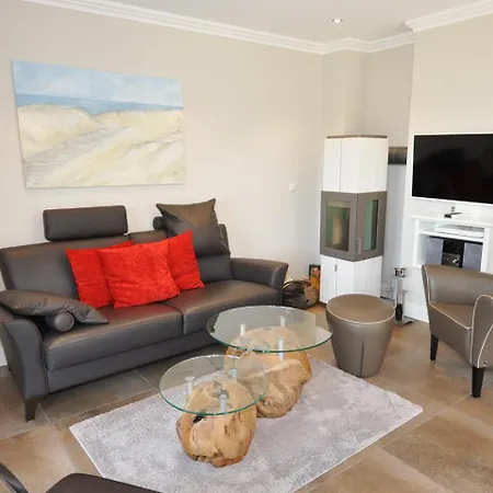 Holiday home Doppelhaushaelfte Duene & Reet Bohl